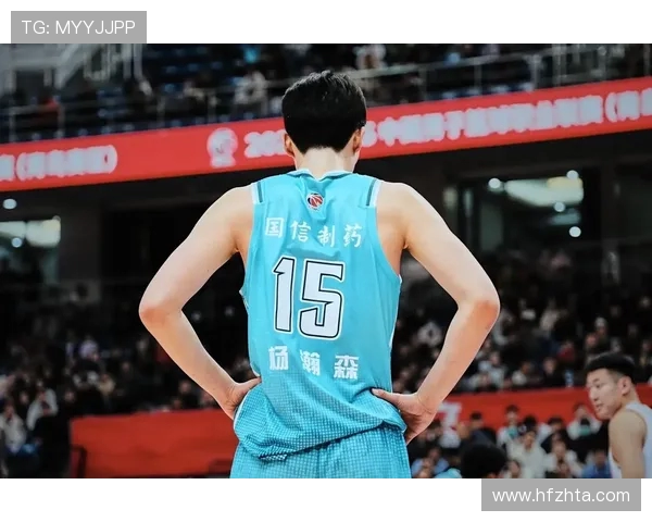 杨瀚森坦言天赋非史诗级努力提升自己以稳定留在赛场核心位置 杨瀚森坦言天赋非史诗级努力提升自己以稳定留在赛场核心位置