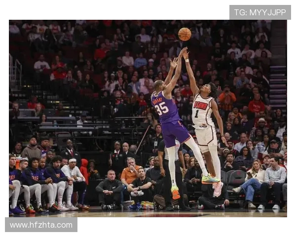 科尔盛赞快船攻防实力全面称其早已是联盟季后赛顶尖劲旅之一